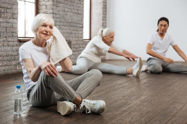 増える後期高齢者人口、アクティブな独居老人の見守りに課題あり？